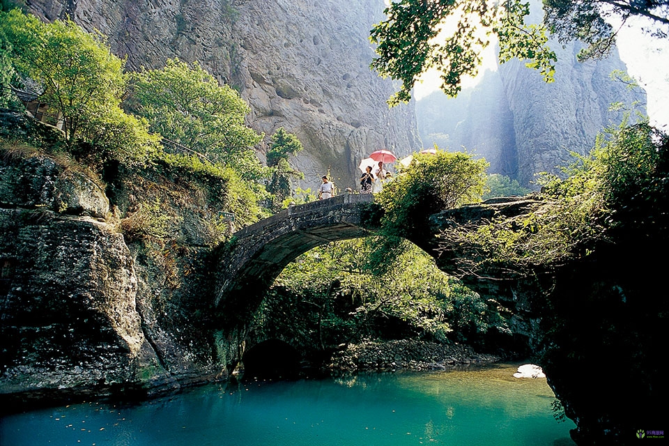 溫州市雁蕩山風(fēng)景旅游管理委員會(huì)